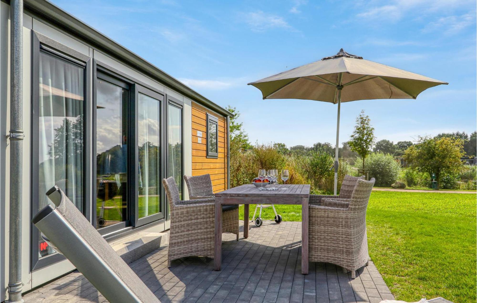 Amazing Home In Suesel With Kitchen Susel Buitenkant foto